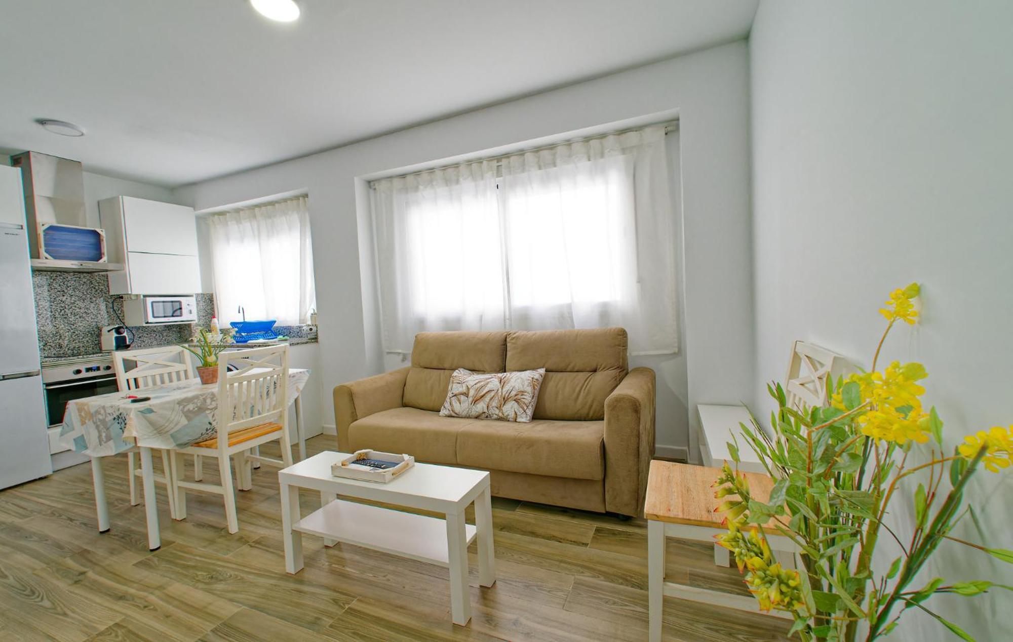 Junto Playa De Levante, Centrico, Smart Tv 55- By Aloha Palma